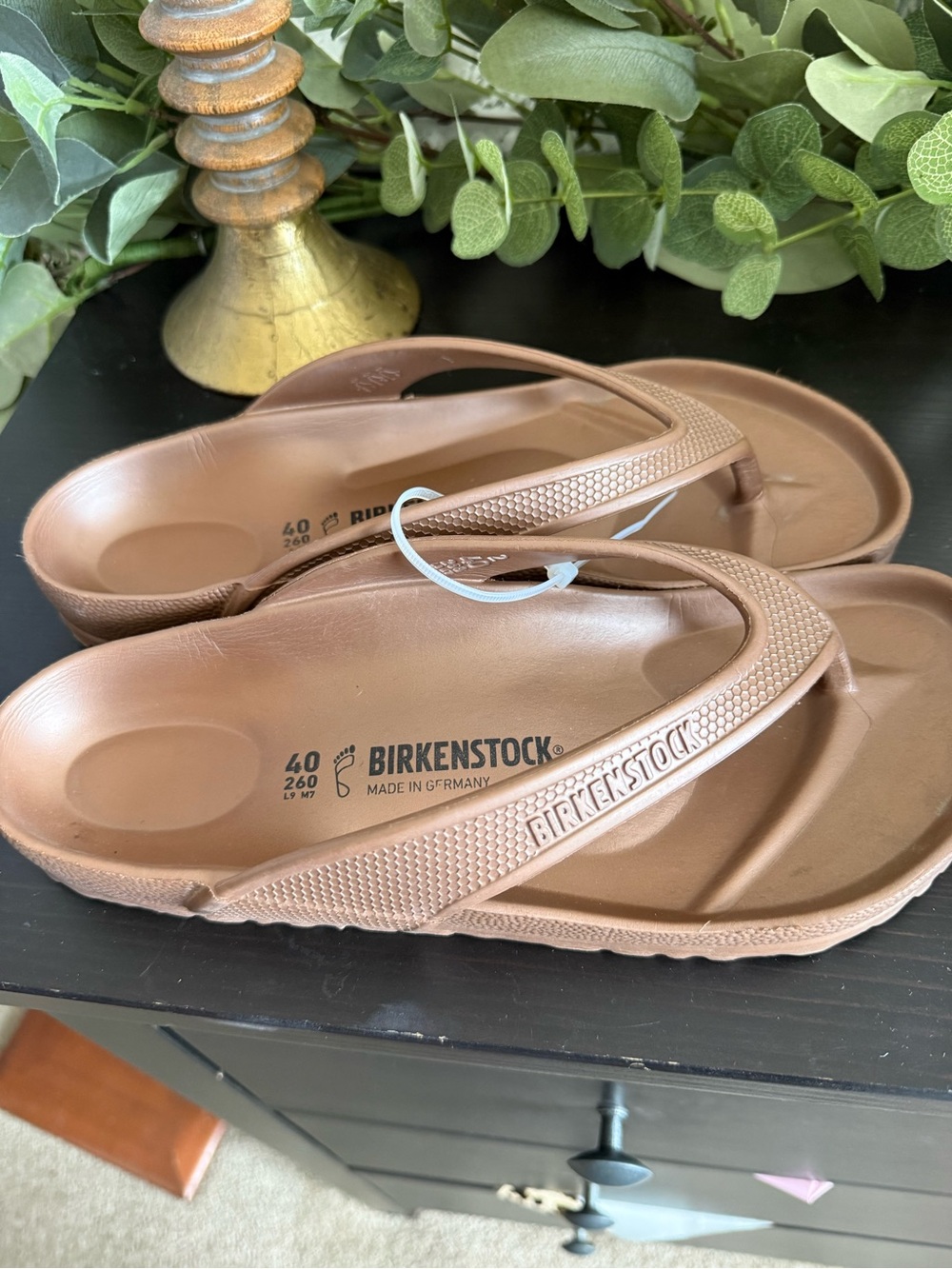 BIRKENSTOCK HONOLULU THONG SANDAL FLIP FLOPS METALLIC COPPER women 9 men 7 - Picture 4 of 8